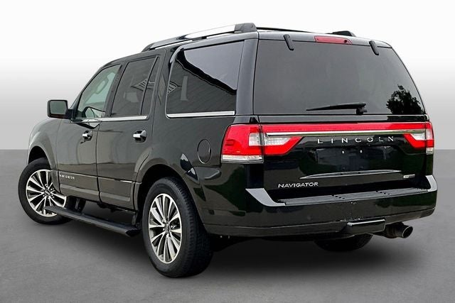 2015 Lincoln Navigator Base