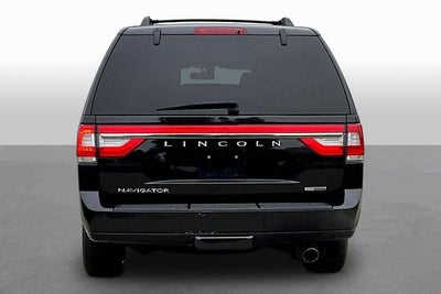 2015 Lincoln Navigator Base