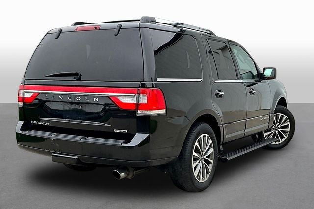 2015 Lincoln Navigator Base