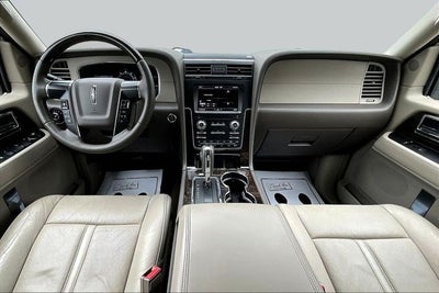 2015 Lincoln Navigator Base