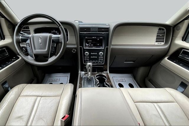 2015 Lincoln Navigator Base