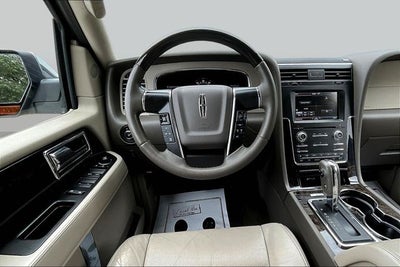 2015 Lincoln Navigator Base