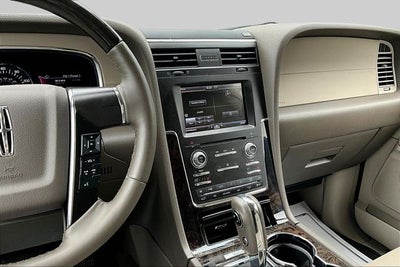 2015 Lincoln Navigator Base