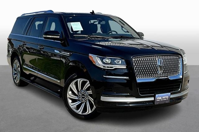 2023 Lincoln Navigator L Reserve