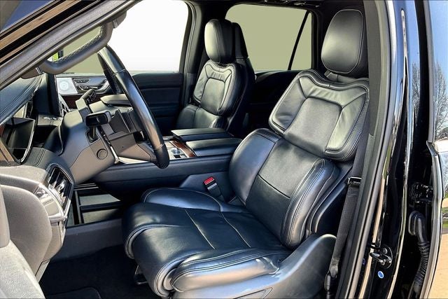 2023 Lincoln Navigator L Reserve