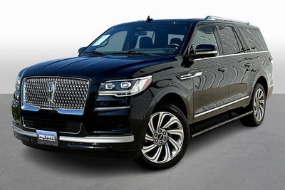 2023 Lincoln Navigator L Reserve
