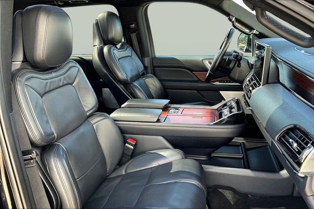 2023 Lincoln Navigator L Reserve