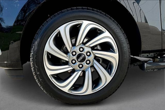 2023 Lincoln Navigator L Reserve