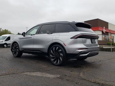 2024 Lincoln Nautilus Reserve