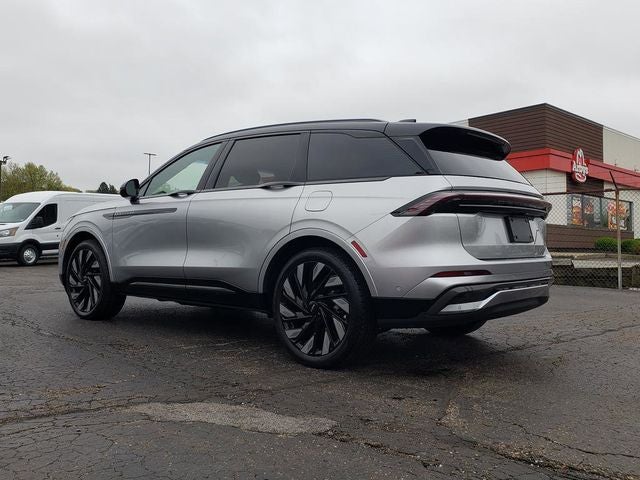 2024 Lincoln Nautilus Reserve