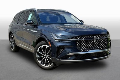 2024 Lincoln Nautilus Reserve