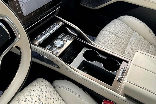2024 Lincoln Nautilus Black Label