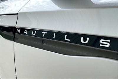 2024 Lincoln Nautilus Black Label