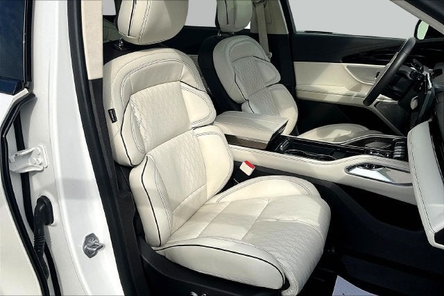 2024 Lincoln Nautilus Black Label