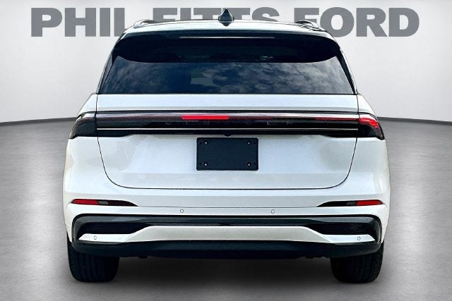 2024 Lincoln Nautilus Black Label