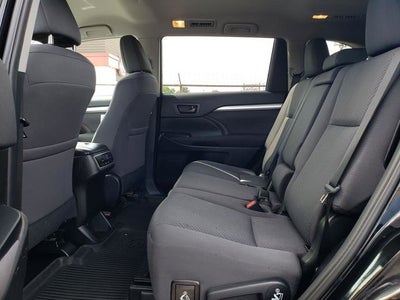 2019 Toyota Highlander LE