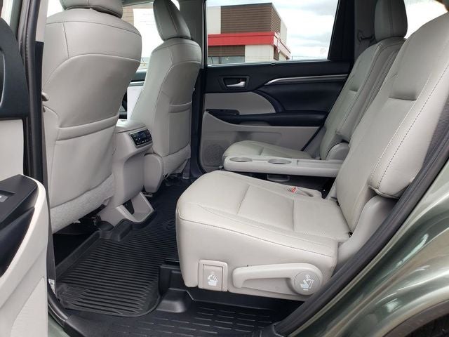 2019 Toyota Highlander Limited Platinum