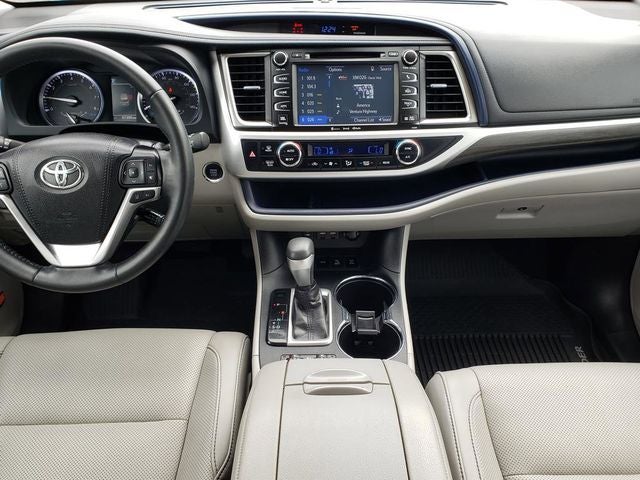 2019 Toyota Highlander Limited Platinum