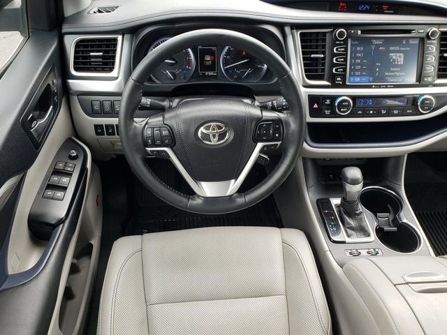 2019 Toyota Highlander Limited Platinum