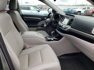 2019 Toyota Highlander Limited Platinum