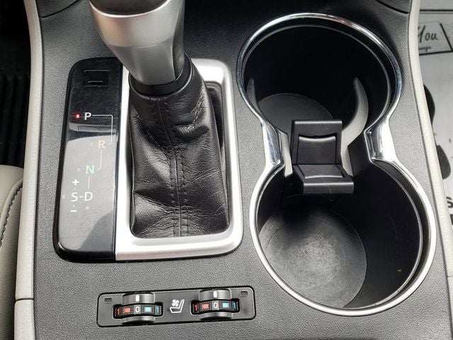 2019 Toyota Highlander Limited Platinum