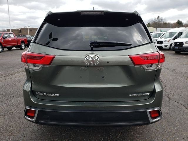 2019 Toyota Highlander Limited Platinum