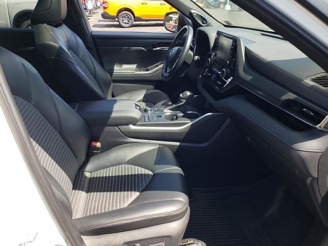 2021 Toyota Highlander XSE