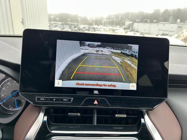 2024 Toyota Venza XLE