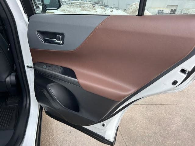 2024 Toyota Venza XLE