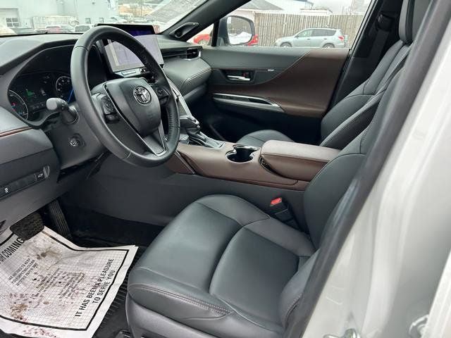 2024 Toyota Venza XLE