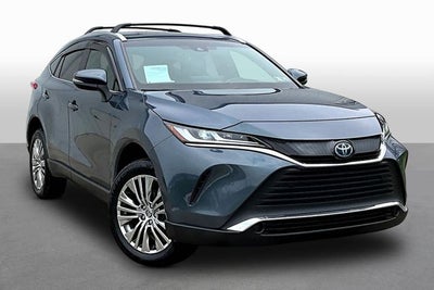 2022 Toyota Venza XLE