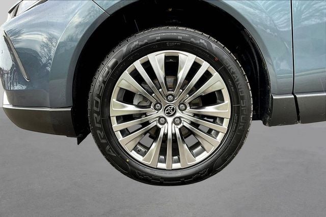 2022 Toyota Venza XLE