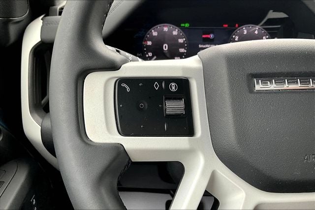 2025 Land Rover Defender 110 X-Dynamic SE