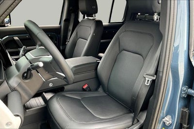 2025 Land Rover Defender 110 X-Dynamic SE