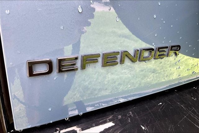 2025 Land Rover Defender 110 X-Dynamic SE