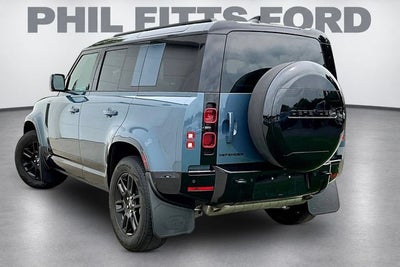 2025 Land Rover Defender 110 X-Dynamic SE