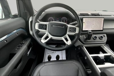 2025 Land Rover Defender 110 X-Dynamic SE