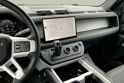 2025 Land Rover Defender 110 X-Dynamic SE