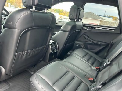 2020 Porsche Macan S