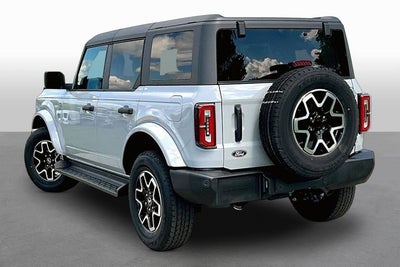 2026 Ford Bronco Outer Banks®