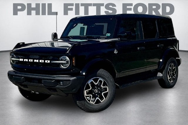 2026 Ford Bronco Outer Banks®