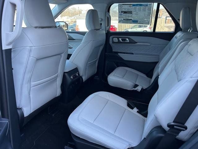 2026 Ford Explorer Platinum™