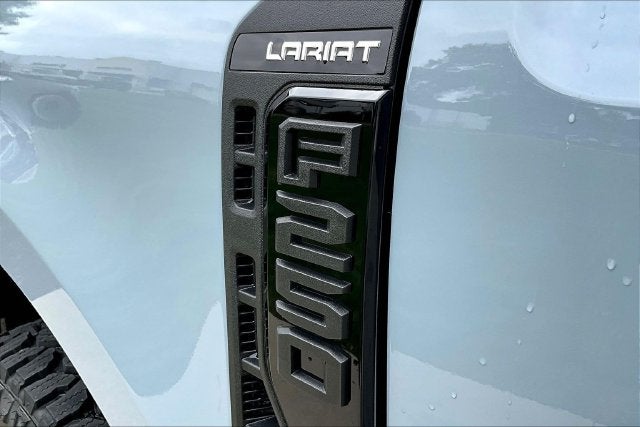 2026 Ford Super Duty F-250® Lariat®