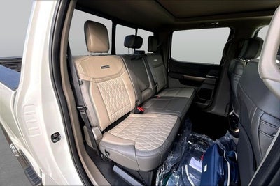2027 Ford Super Duty F-350® Platinum®