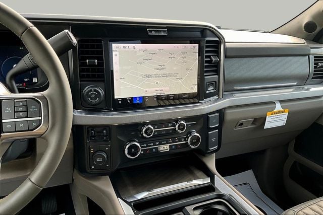 2027 Ford Super Duty F-350® Platinum®