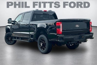 2027 Ford Super Duty F-350® Lariat®