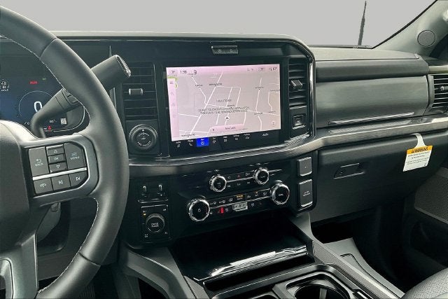2027 Ford Super Duty F-350® Lariat®