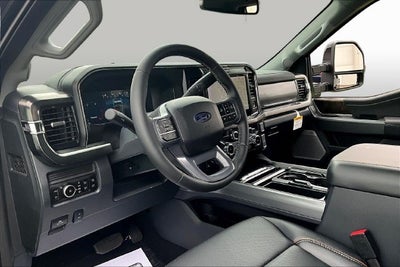 2027 Ford Super Duty F-350® Lariat®