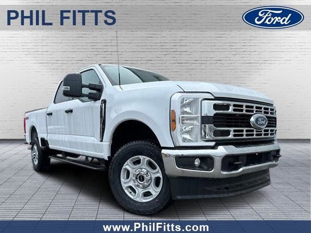 2026 Ford Super Duty F-350® XLT