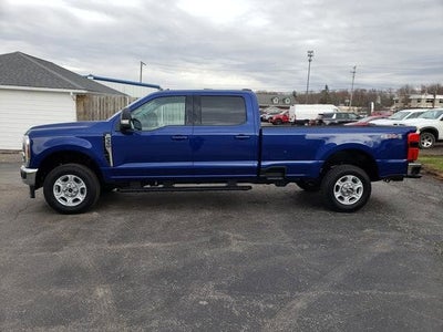 2026 Ford Super Duty F-350® XLT